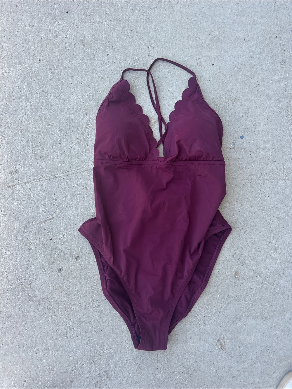 La Blanca Scallop Plunge One-Piece Swimsuit in Plum